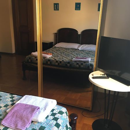 Hôtel la vita è bella à Rome Extérieur photo