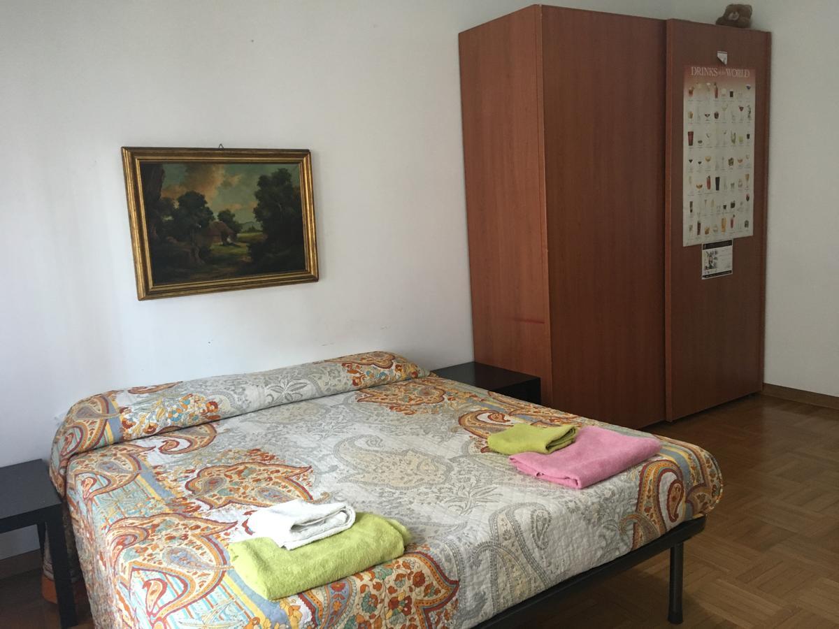 Hôtel la vita è bella à Rome Extérieur photo